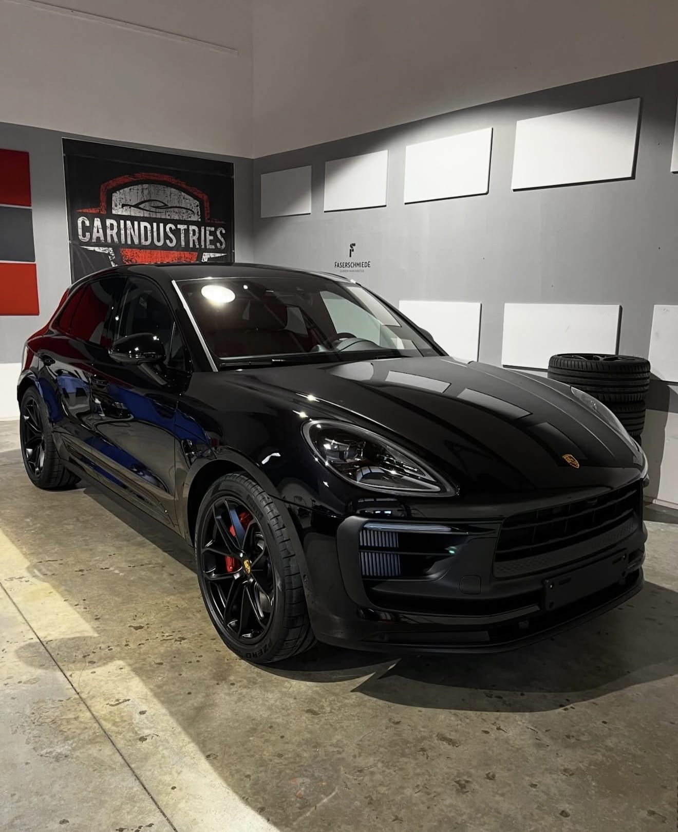 Aufbereiteter und versiegelter Porsche Macan bei WrapIndustries